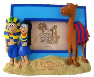 Luxor Las Vegas Picture Frame   Desert Tour Photo Frame with a Camel: Toys & Games