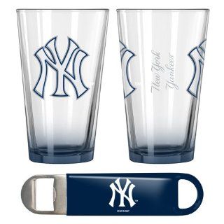 New York Yankees Elite Pint Glasses & Beer Opener Set  MLB Yankees Gift Set : Other Products : Everything Else