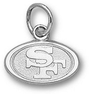 NFL San Francisco 49ers Oval Logo Pendant 1/4 Inch   Sterling Silver: Jewelry