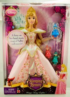Disney Princess 12 Inch Doll   Sleeping Beauty with 3 Godmothers Fairy : Flora, Fauna and Meriwether that Starts the Magical Lights and Sounds: Toys & Games