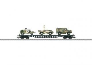 Marklin HO Scale Modern German Army (BW) Diecast Model, Type Rs 684 Flat Car With Dingo, Fennek And Serval Vehicles (ISAF Markings): Toys & Games