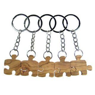 Olive Wood Five Friends Puzzle Piece Keychains : Key Tags And Chains : Office Products