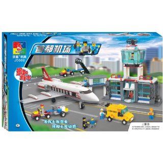 Brictek Airport Building Block Set With Airplane   791 Pieces: Toys & Games