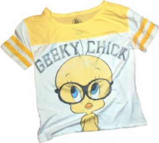 Geeky Chick    Tweety Bird    Looney Tunes "Crop Body" Jersey Juniors T Shirt, Medium: Clothing