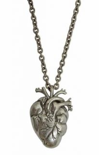 Black Heart Anatomical Zombie Horror Bloody Halloween Necklace: Clothing
