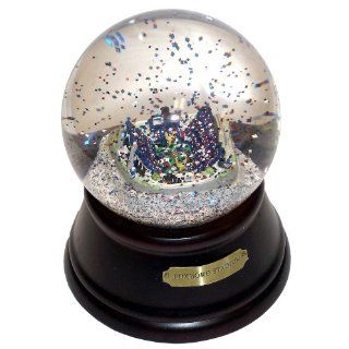 NFL New England Patriots Foxboro Stadium Former New England Patriots Musical Snow Globe : Sports Related Collectible Water Globes : Sports & Outdoors