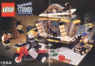 LEGO Studios Explosion Studio, 232 Pieces, 1352: Toys & Games