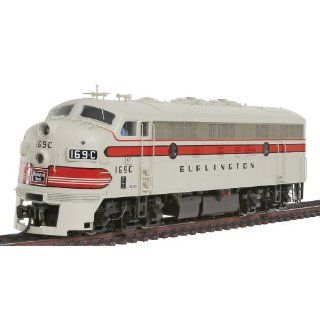 Wm. K. Walthers, Inc. / PROTO  2000 HO Scale Diesel EMD F7A Powered   Standard DC Chicago, Burlington and Quincy #169 C with Mars Light: Toys & Games