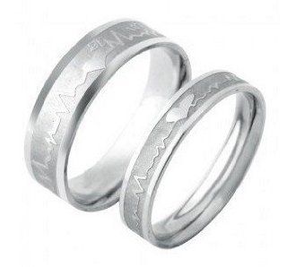 His & Hers Matching Set 5MM / 4MM Heart Beat Chart Korean Style Titanium Couple Wedding Band Ring in a Gift Box (Available Sizes 5# to 10#): Jewelry