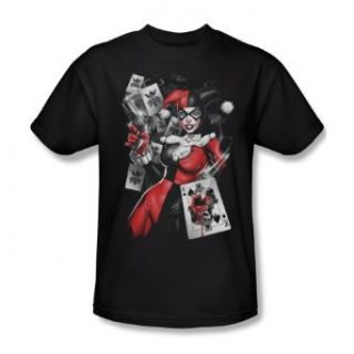 Batman Harley Quinn Smoking Gun T shirt: Clothing