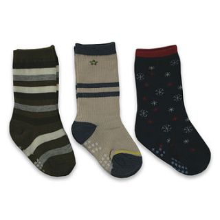 smart set of three baby toddler socks by snuggle feet