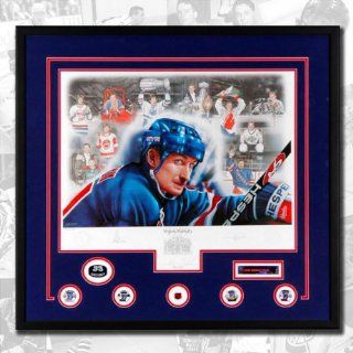 Wayne Gretzky 1999 HHOF Induction Autographed Print LTD/999: Sports Collectibles
