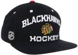 NHL Chicago Blackhawks Locker Room Snapback Hat : Clothing