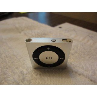 Apple iPod shuffle 2 GB Silver (4th Generation) (Discontinued by Manufacturer): MP3 Players & Accessories