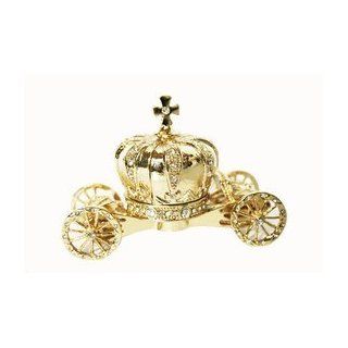 Elegant Gold Colored Metal Carriage Pill Box   Gold Tone Royal Carriage Toys & Games