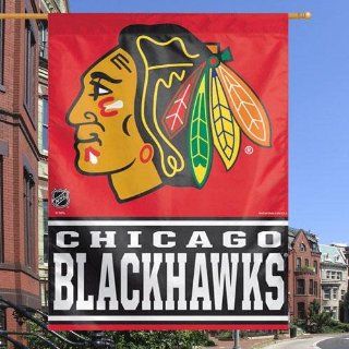 Chicago Blackhawks 27 x 37 Red Vertical Banner  Sports Fan Wall Banners  Sports & Outdoors