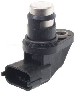 Standard Motor Products PC641 Camshaft Sensor: Automotive