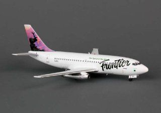 BlueBox 200 Frontier Airlines Elk B737 200 Model Airplane: Toys & Games