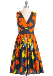 Glamour Power to You Dress in Garden  Mod Retro Vintage Dresses