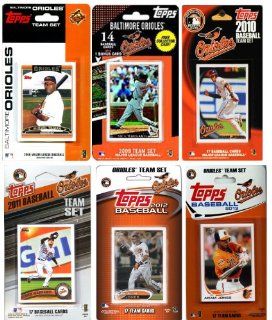 MLB Baltimore Orioles 6 Different Licensed Trading Card Team Set: Sports & Outdoors