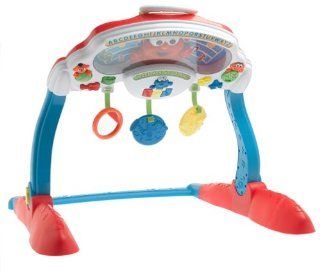 Fisher Price: Elmo's Musical Sing and Teach Gym : Baby