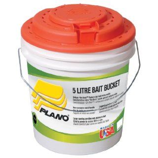 Plano Bait Bucket with On Deck Feature (5 Litre) : Fishing Tackle Storage Bags : Sports & Outdoors