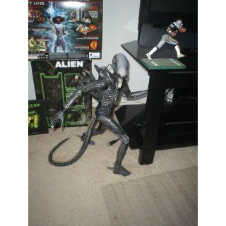 Classic Alien 18 Inch Action Figure: Toys & Games