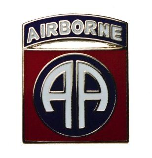 82nd Airborne Rhodium United States Army hat or lapel pin D13: Brooches And Pins: Jewelry
