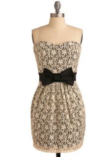 Thrill of the Lace Dress  Mod Retro Vintage Dresses