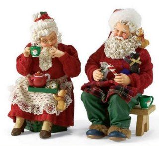 Enesco Department 56 Clothtique Possible Dreams *Kittens & Cocoa* Santa & Mrs. Claus Enjoy Cocoa with Their Kittens : Holiday Figurines : Everything Else