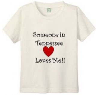 SOMEONE IN TENNESSEE LOVES ME   BigBoyMusic Youth Designs   White T shirt: Clothing