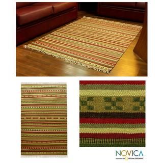 Indo Handcrafted Wool Festive Green Area Rug 4.5 x 6.5 Feet (India)