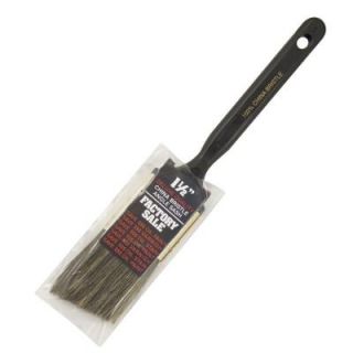 Wooster 1 1/2 in. Factory Sale Bristle Angle Sash Brush 0Z11020014